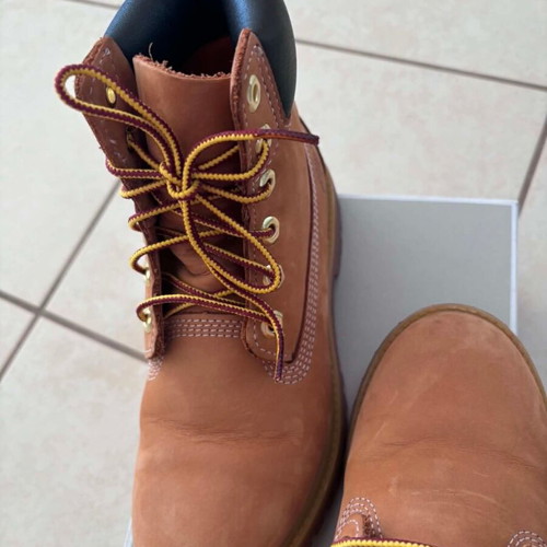 Timberland boots like new, leather and waterproof