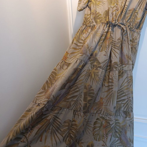 Desigual dress size S like new, green multicolor, knee length