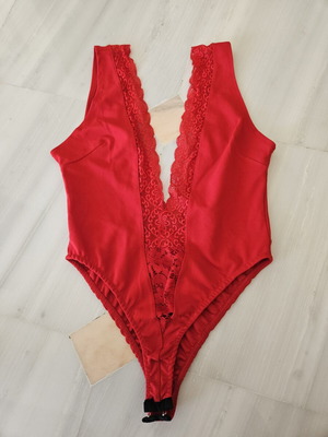 V neck bodysuit, red, size M