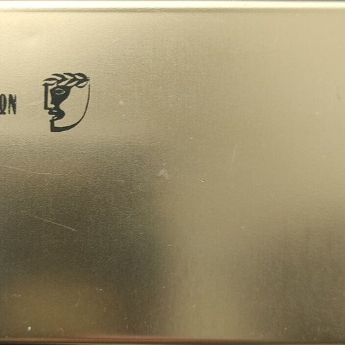 Card holder with Ένωση Ηθοποιών Κύπρου inscription like new, gold color