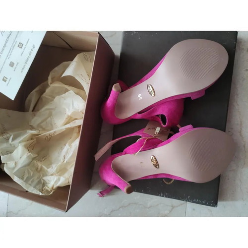 S.Piero pink suede sandals new with tag, 10cm heel size 39