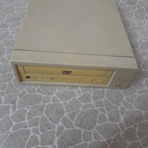 5 1/4" IDE Optical Drive to USB Case with 3 Retro DVD/CD/CD-RW Drives used