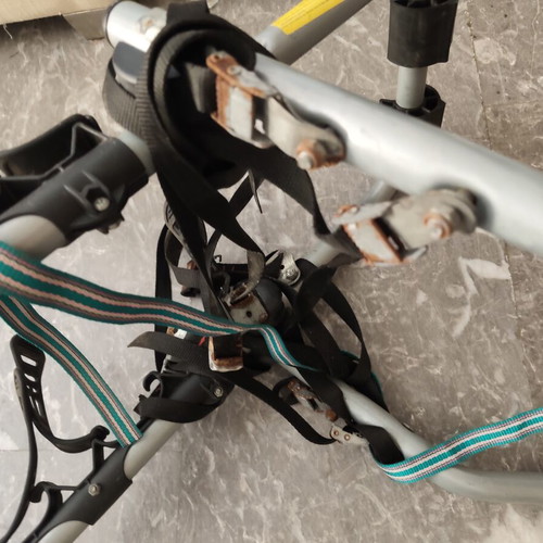 Car bike rack used with three positions and straps for two