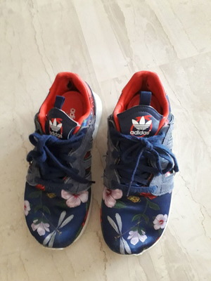 Adidas athletic shoes used, size 37, multicolor