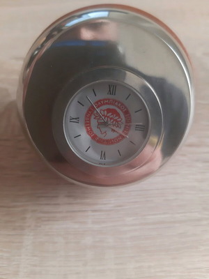 Olympiakos table clock like new