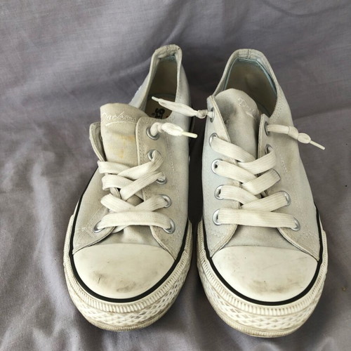 Dockers by Gerli low-top sneakers size 37 like new, white and blue