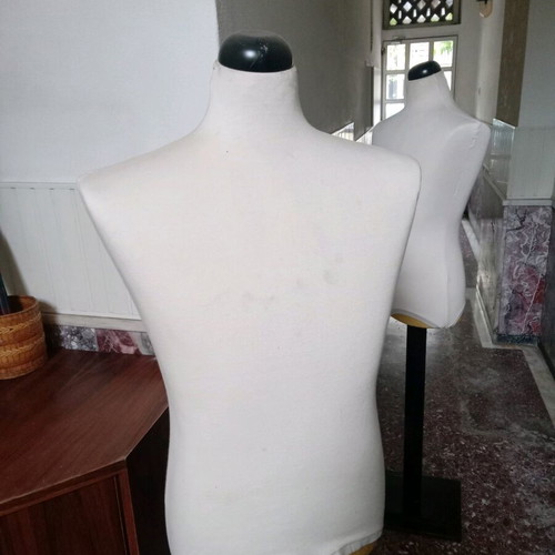 Sewing mannequins used, pack of 4, for display