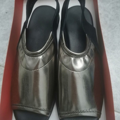 Arche sandals size 35 new, black and silver leather
