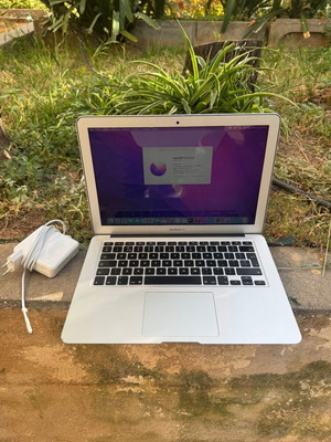 Apple MacBook Air 13.3” i5 8GB 128GB SSD macOS Monterey σαν καινούργιο