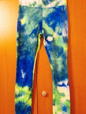 Sports leggings multicolored like new, size M-L