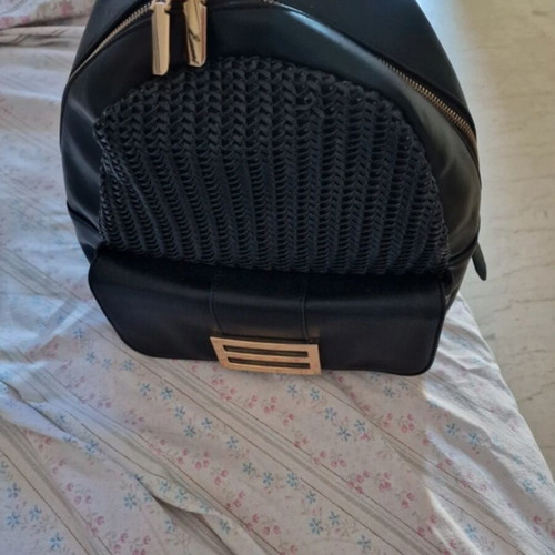 Backpack Moderna black with gold clasp new