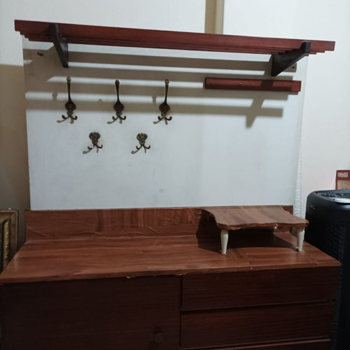 Vintage entrance furniture used with drawers and cabinet