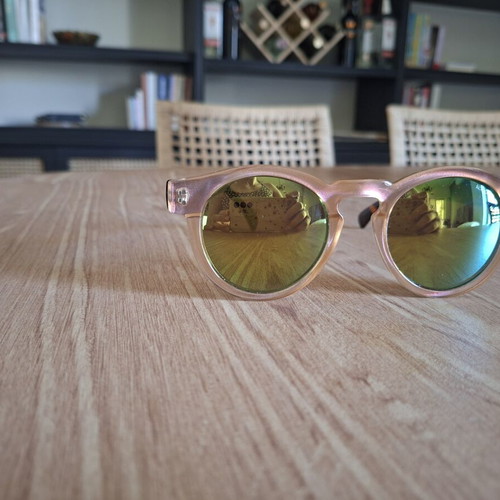 Komono sunglasses like new with mirrored green-gold lenses
