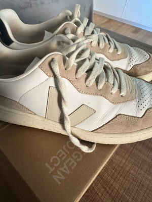 Veja Aegean 90 used in very good condition