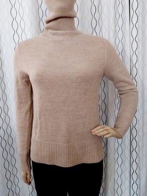 Sfera Collection turtleneck sweater like new, beige melange