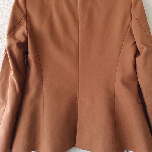 Zara women's short tailored blazer, tan color, size L