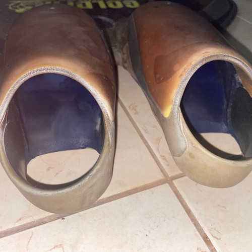 Goldfin monofin used for swim technique