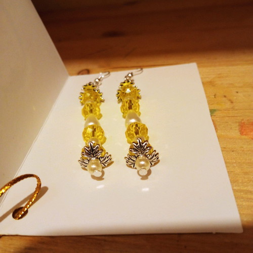 Handmade yellow earrings with beads and pearls, new
