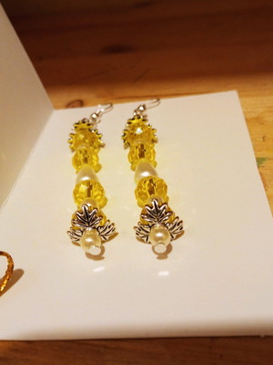 Handmade yellow earrings with beads and pearls, new