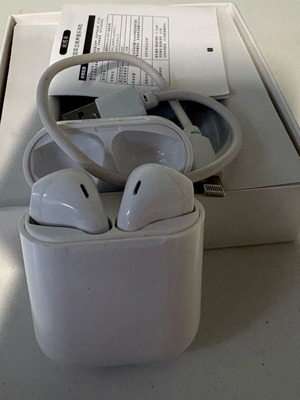 i12 TWS Wireless Earbuds like new with Charging Case