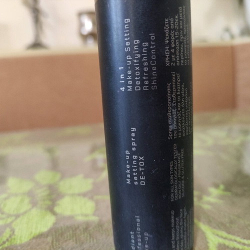 Radiant Make-Up Setting Spray De-Tox used