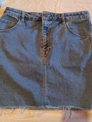 Μίνι φούστα τζιν H&M σαν καινούργιο, μπλε, μέγεθος 40