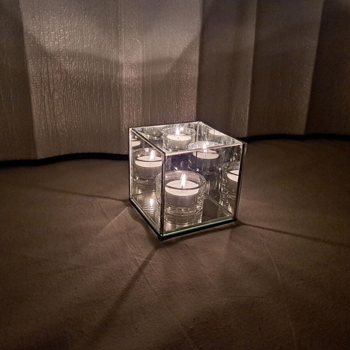 Glass mirrored tealight holder new, cube for one tealight