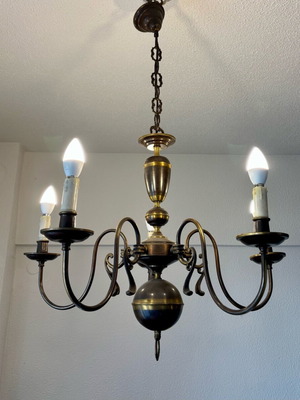 Bronze chandelier classic vintage style like new