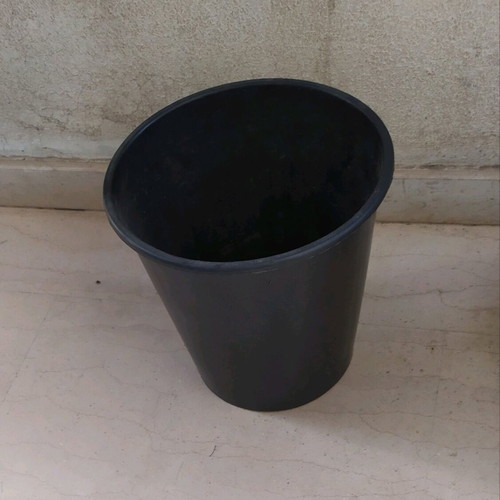 Plastic black kaspo like new