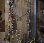 Bijoux assortment used, pack