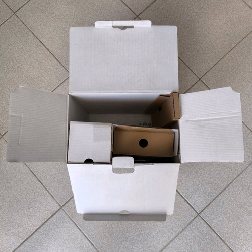 Xbox 360 E packaging box used with missing internal dividers