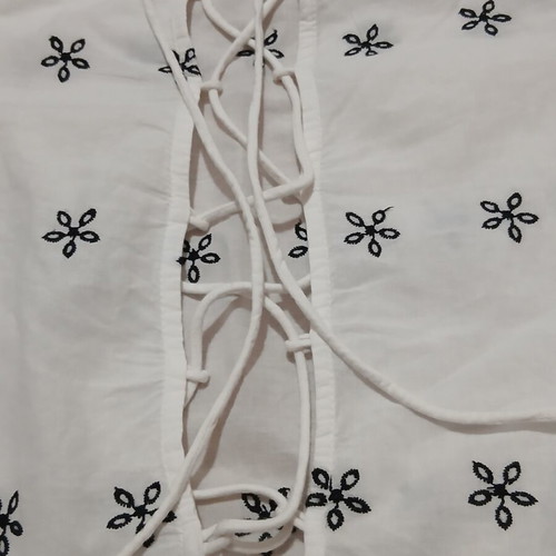 H&M Divided white dress with lace and black embroidery size Small like new