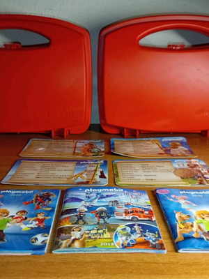 Playmobil cases used with cards and brochures