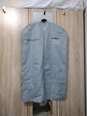 Ravazzolo garment bag like new, gray nylon with transparent pocket