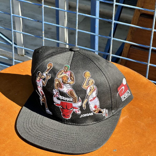 Vintage Chicago Bulls Snapback cap with Jordan Pippen Rodman embroidery