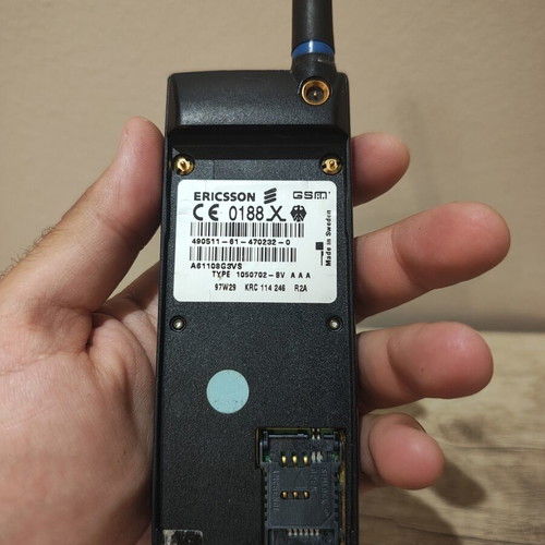 Ericsson GA628 mobile phone