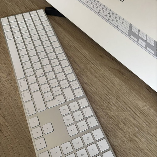 Apple Mac mini M1 8GB RAM 256GB SSD with keyboard and mouse