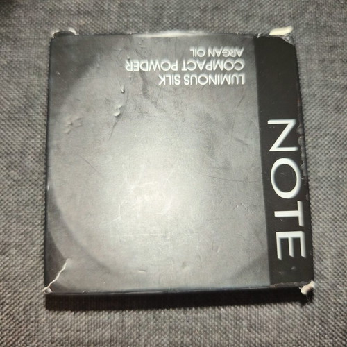 Powder like new, used once with sponge