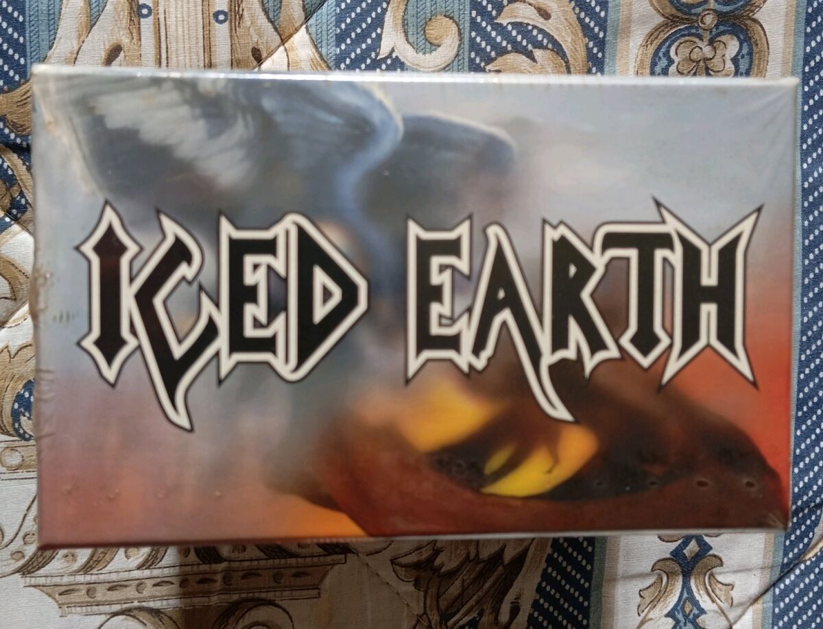 Iced Earth Slave To The Dark лимитирано… - € 185,00 - Vendora.bg