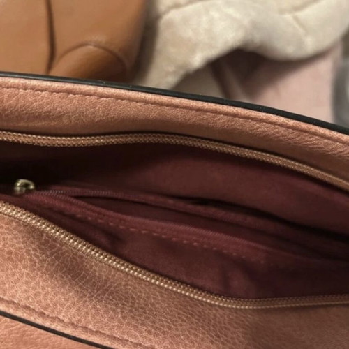 Shoulder bag like new, pink, spacious with many pockets