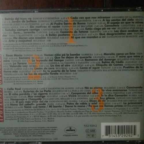 Spanish songs CD used, triple