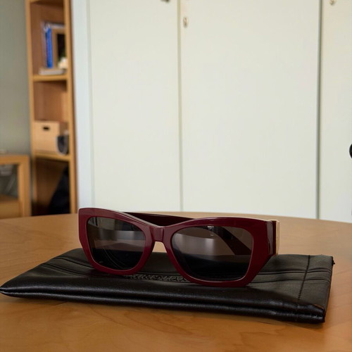 Christian Dior Miss Dior Sunglasses used, maroon