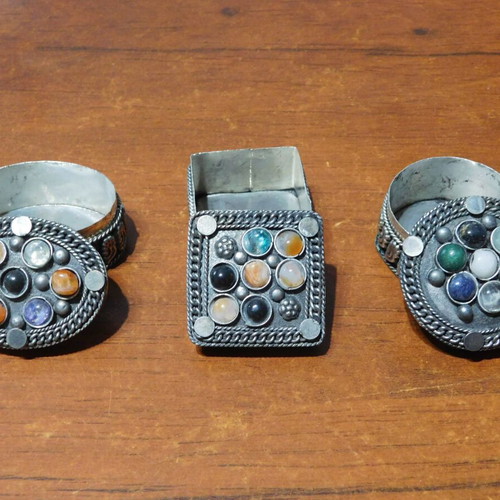 Set of 3 ethnic alpaca boxes with semi-precious stones