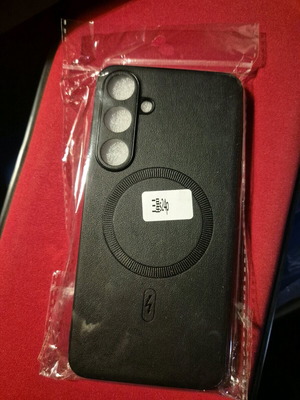 Samsung Galaxy S24 Plus case black leather feel with MagSafe new