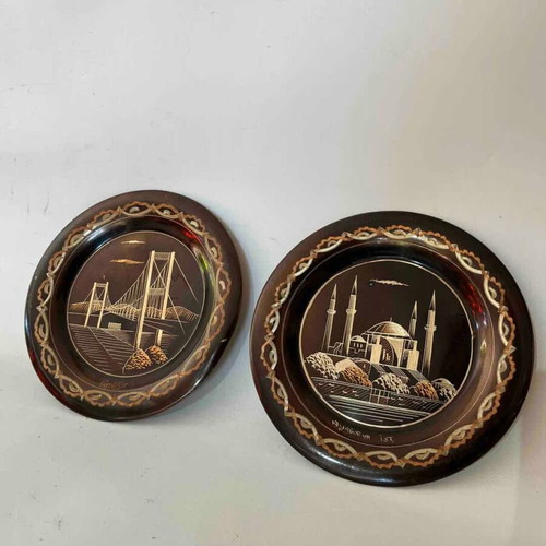 Set of 2 vintage Turkish copper decorative wall plates used 19cm