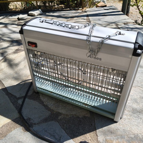 Ardes electric insect killer 25W like new