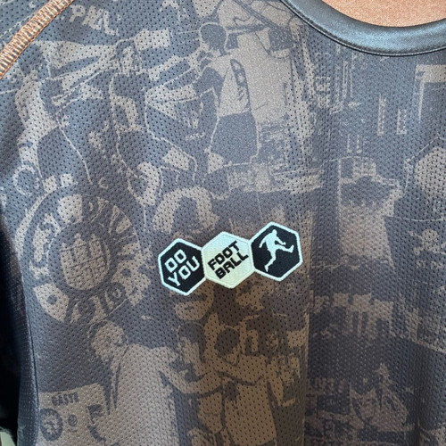St. Pauli football jersey double-sided size S like new
