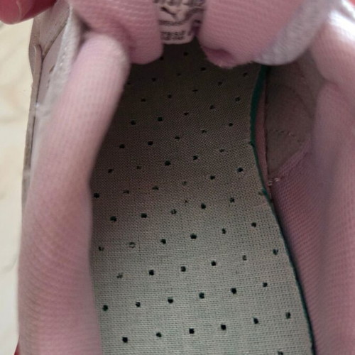 Puma girls' sneakers size 27 like new, white with pink details