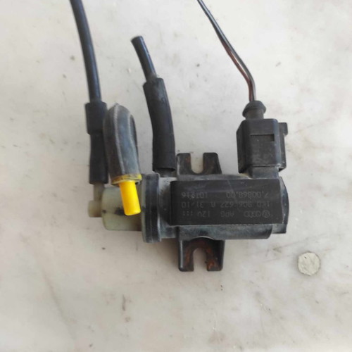 Pressure valve for VW Golf 5 '04-'08 used in excellent condition