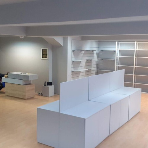 Professional Retail Store Equipment Like New